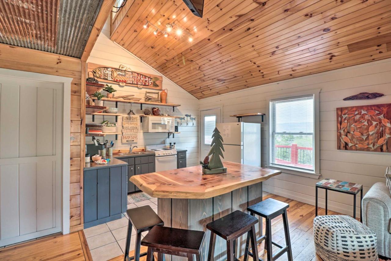 Cheery Pet-Friendly Studio With Shared Fire Pit Mountain View Esterno foto