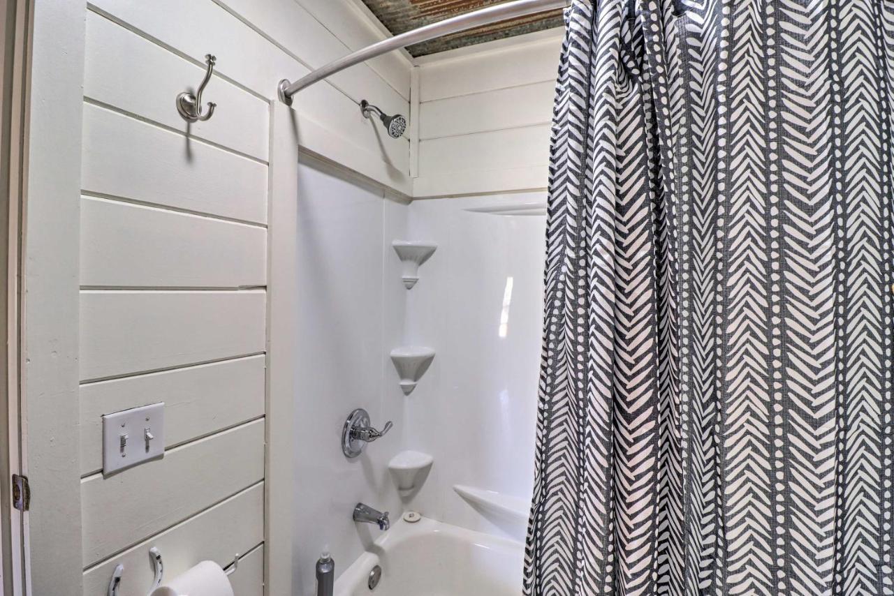 Cheery Pet-Friendly Studio With Shared Fire Pit Mountain View Esterno foto